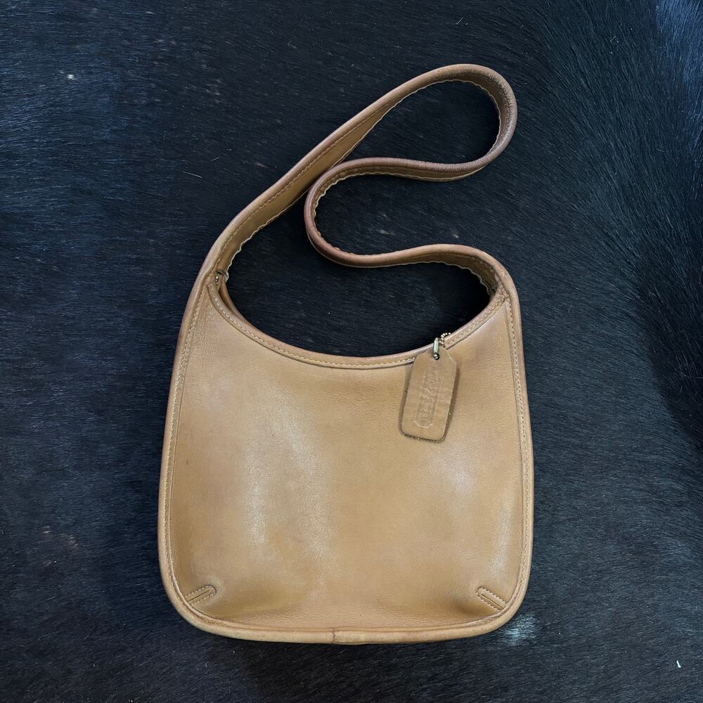 Vintage Coach Toffee